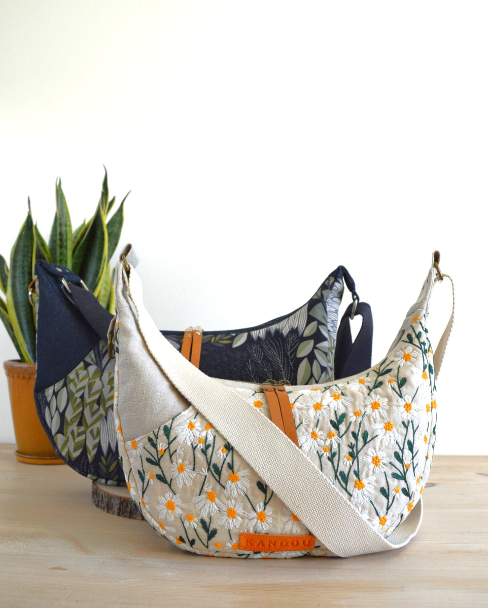 free sewing pattern crescent bag