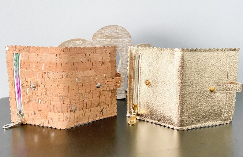 Tiny Folded Wallet – Sew Modern Bags